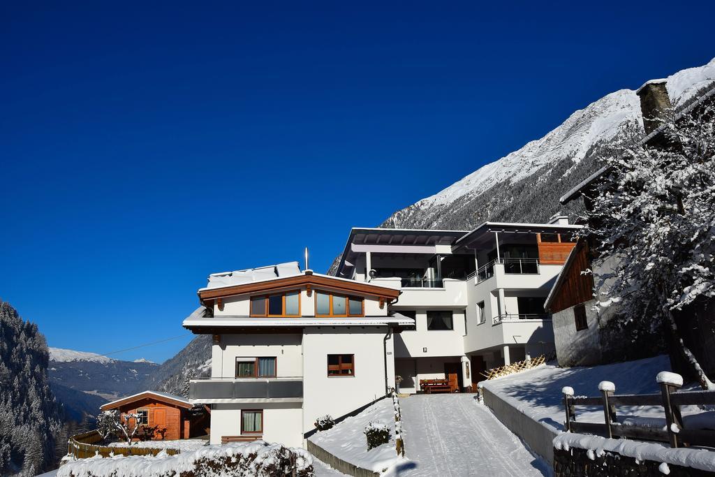 Apart Belvita Sankt Leonhard im Pitztal Exterior photo